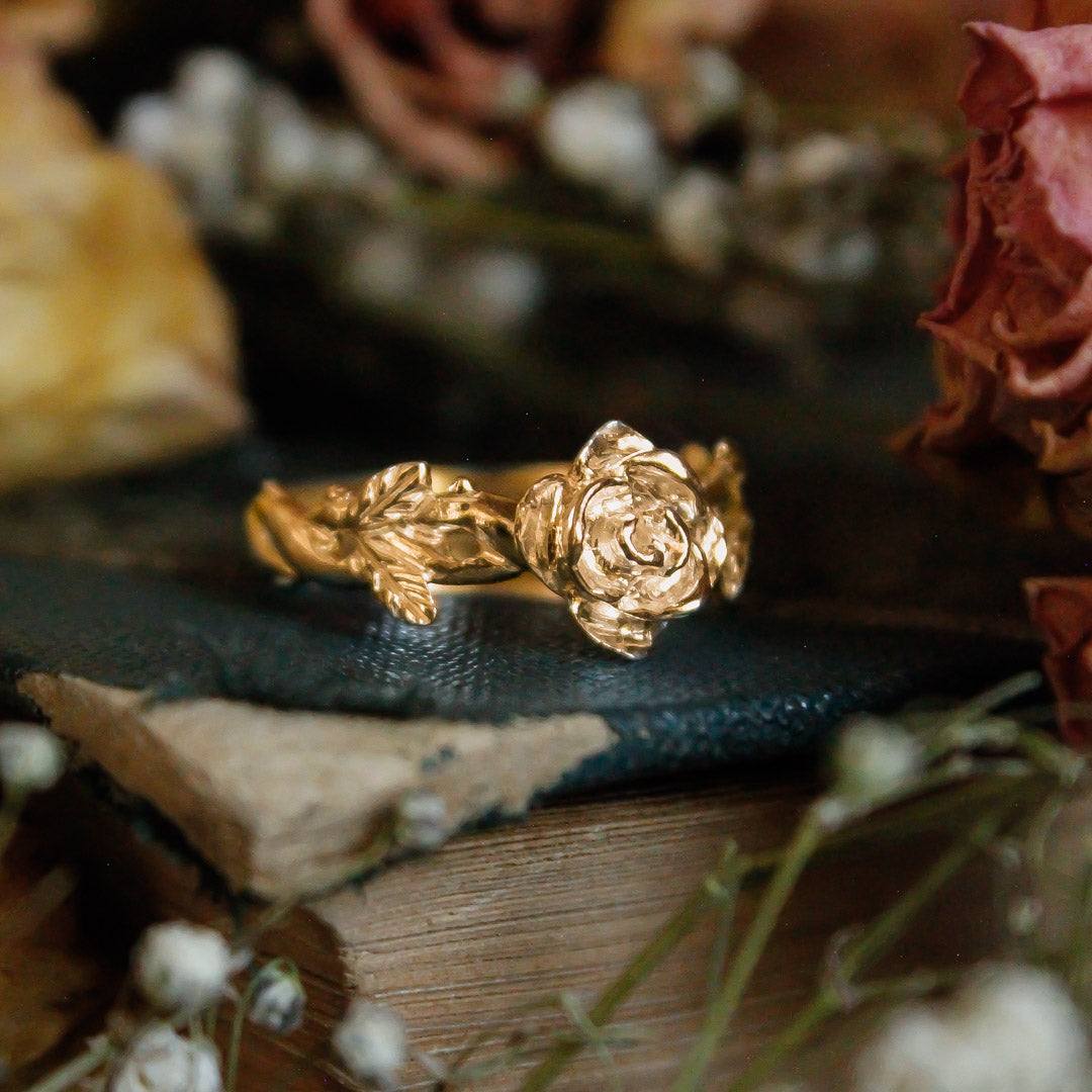 Anillo Rosa pequeña Gold