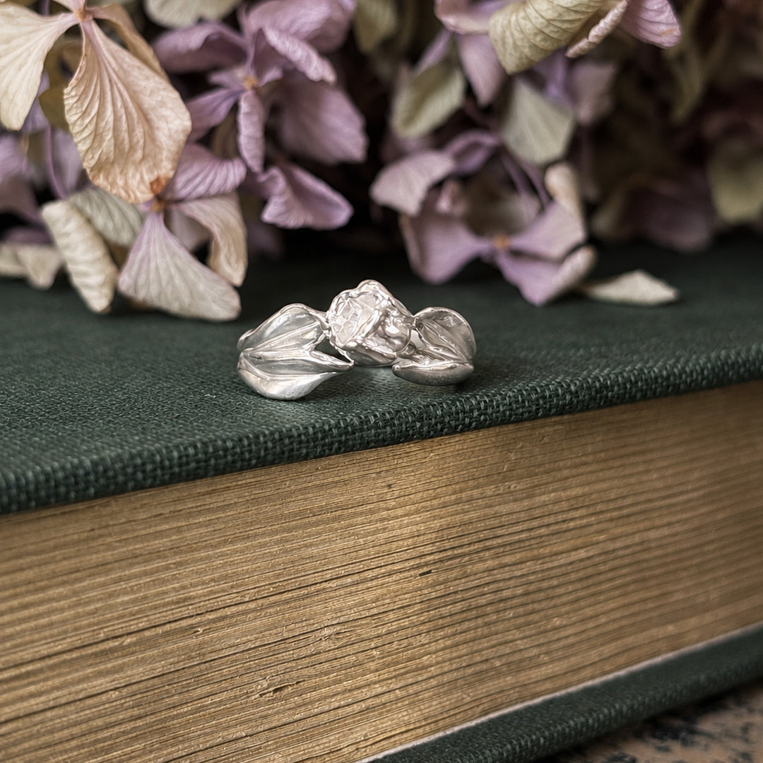 Anillo flor de tulipán