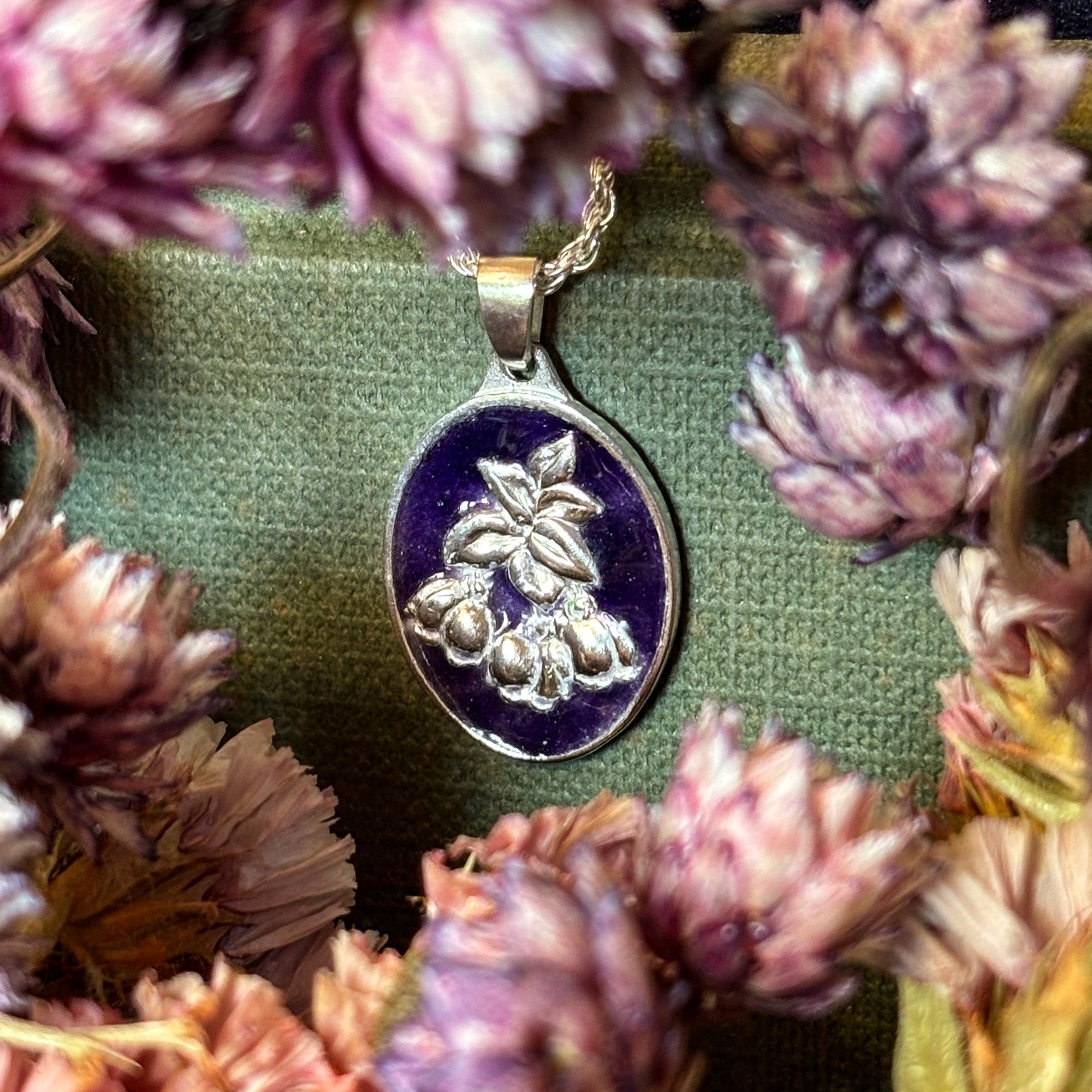 Medallita Murta Morada